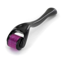 Derma roller noir - 540 aiguilles de 0.5mm                                      